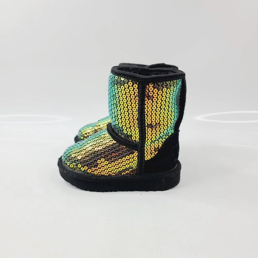 UGG Girl's‎ Multicolor Classic Mini Stelar Sequin Ankle Winter Snow Boots Size 6